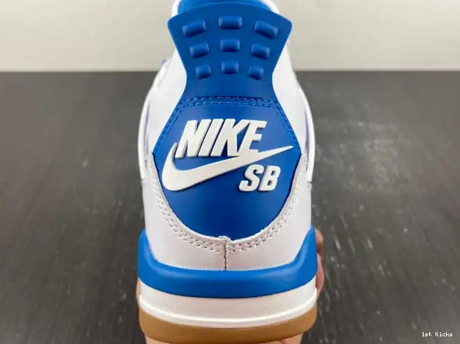 1st Kicks Retro Jordan DR5415-104 SB 4 0605